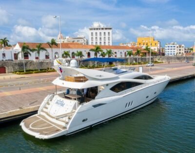 Gran Yate en alquiler en Cartagena para 20 personas