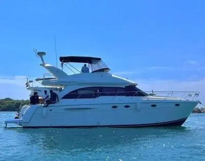 Yate en alquiler en Cartagena de Indias para 11 personas